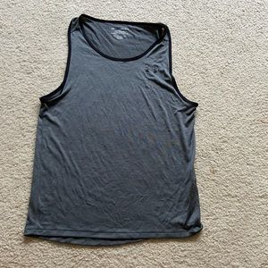 Under Armour tech tank